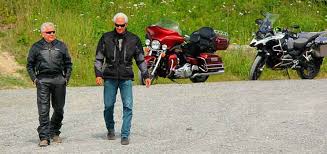 homem meia idade. 15