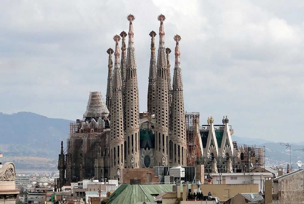 morara-na-europa-espanha-sagrada_familia_01